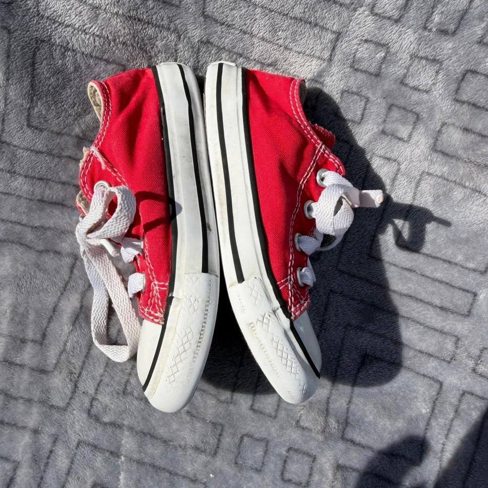 Converse Chuck Taylor All Star Low Top Red Canvas Infant Sneakers 7J236 Size 7C